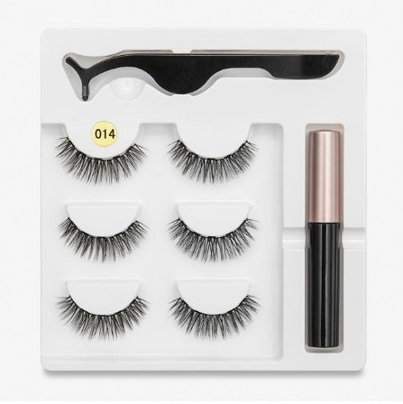 A Pair Of False Eyelashes With Magnets In Fashion - Urban Mart