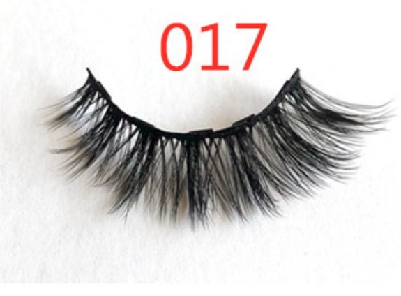 A Pair Of False Eyelashes With Magnets In Fashion - Urban Mart