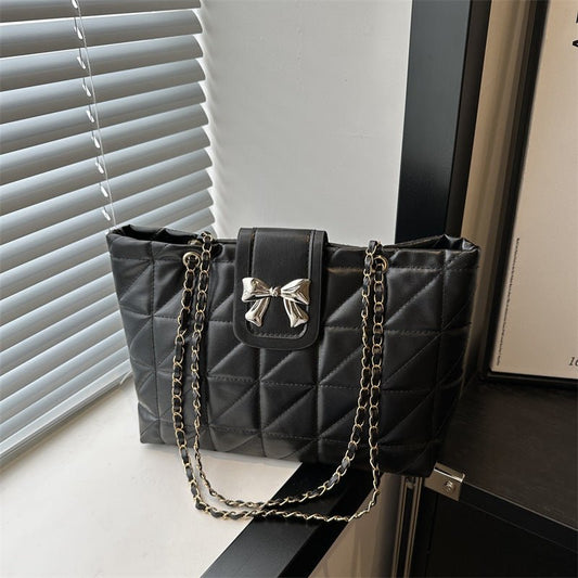 Soft Rhombus Chain Bag - Urban Mart